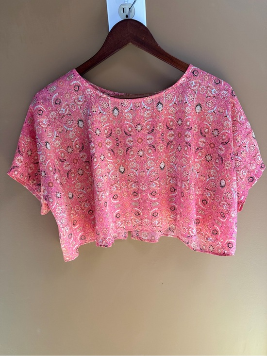 Free People Tops - Free People Movement Pink Floral Open Back Boxy Crop Top